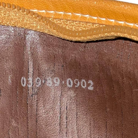 Gucci Vintage Brown GG Guccissima Canvas Medium Cosmetic Case Clutch - Picture 12 of 16